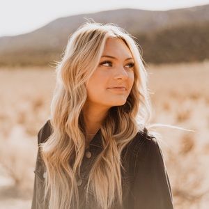 Meet your Posher, Whitney